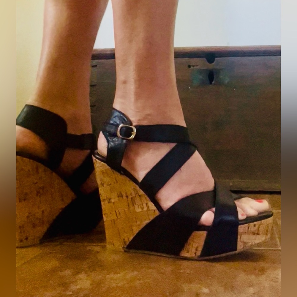 Chinese Laundry Black Leather wedge sandals size 9.5.